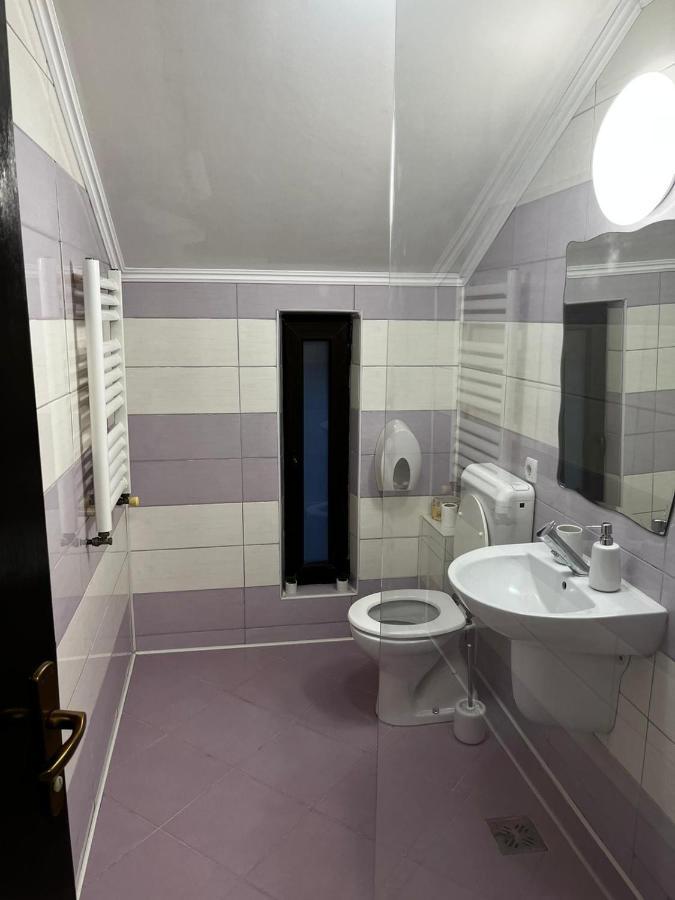 Apartment 9