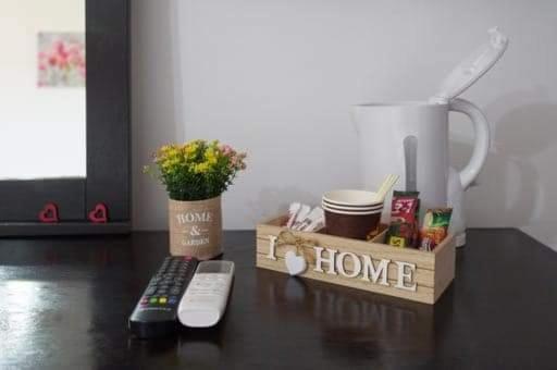 Apartment 9 *